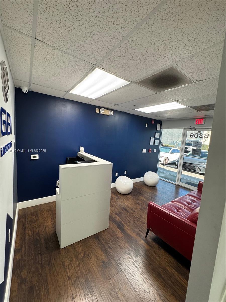 See details / sq. ft. $ 2025-08-28 0 Photo