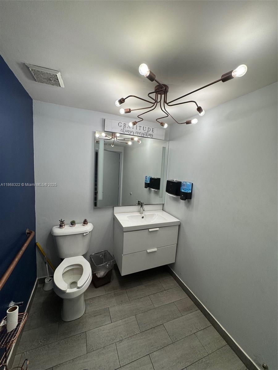 See details / sq. ft. $ 2025-08-28 0 Photo