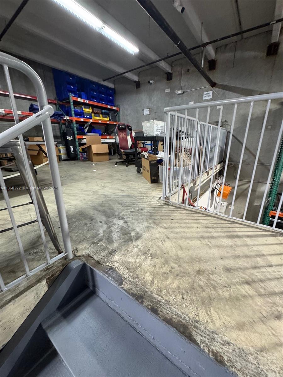 See details / sq. ft. $ 2025-08-28 0 Photo