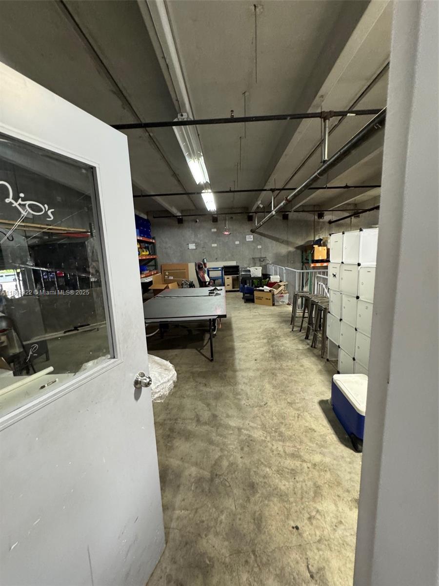 See details / sq. ft. $ 2025-08-28 0 Photo