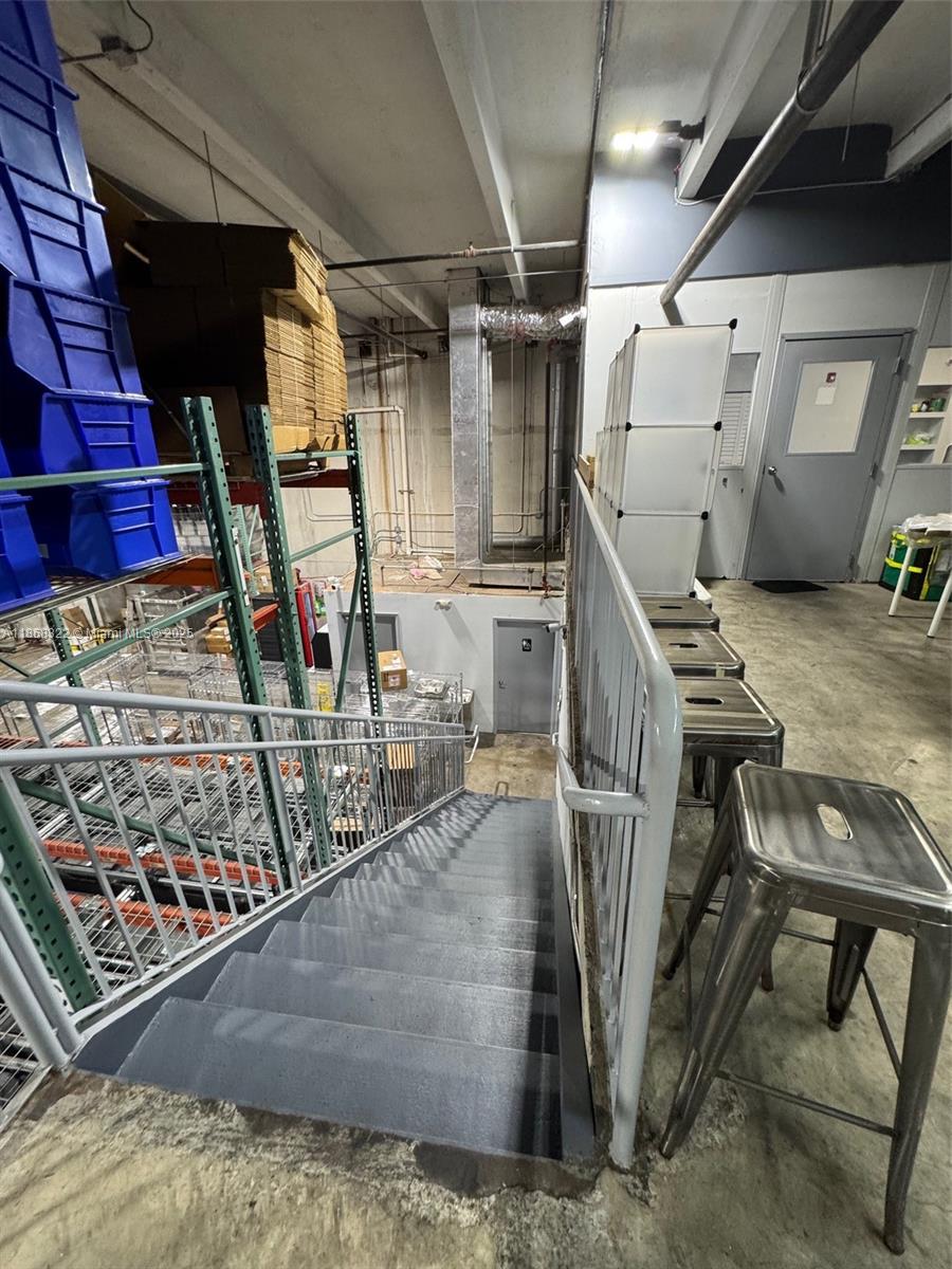See details / sq. ft. $ 2025-08-28 0 Photo