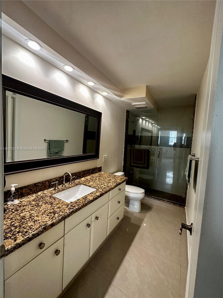 Photo of 1501 Ocean Dr  #201, Hollywood, Florida, 33019 - 