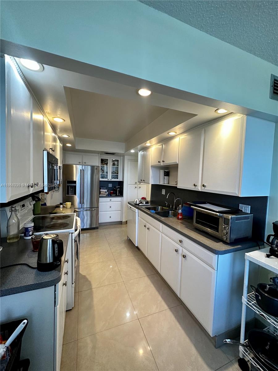 Photo of 1501 Ocean Dr  #201, Hollywood, Florida, 33019 - 