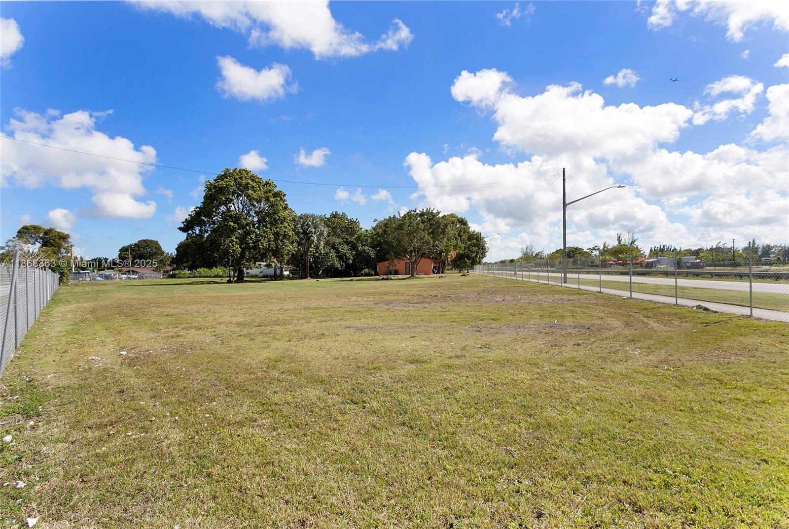 See details / sq. ft. $ 2025-08-28 0 Photo