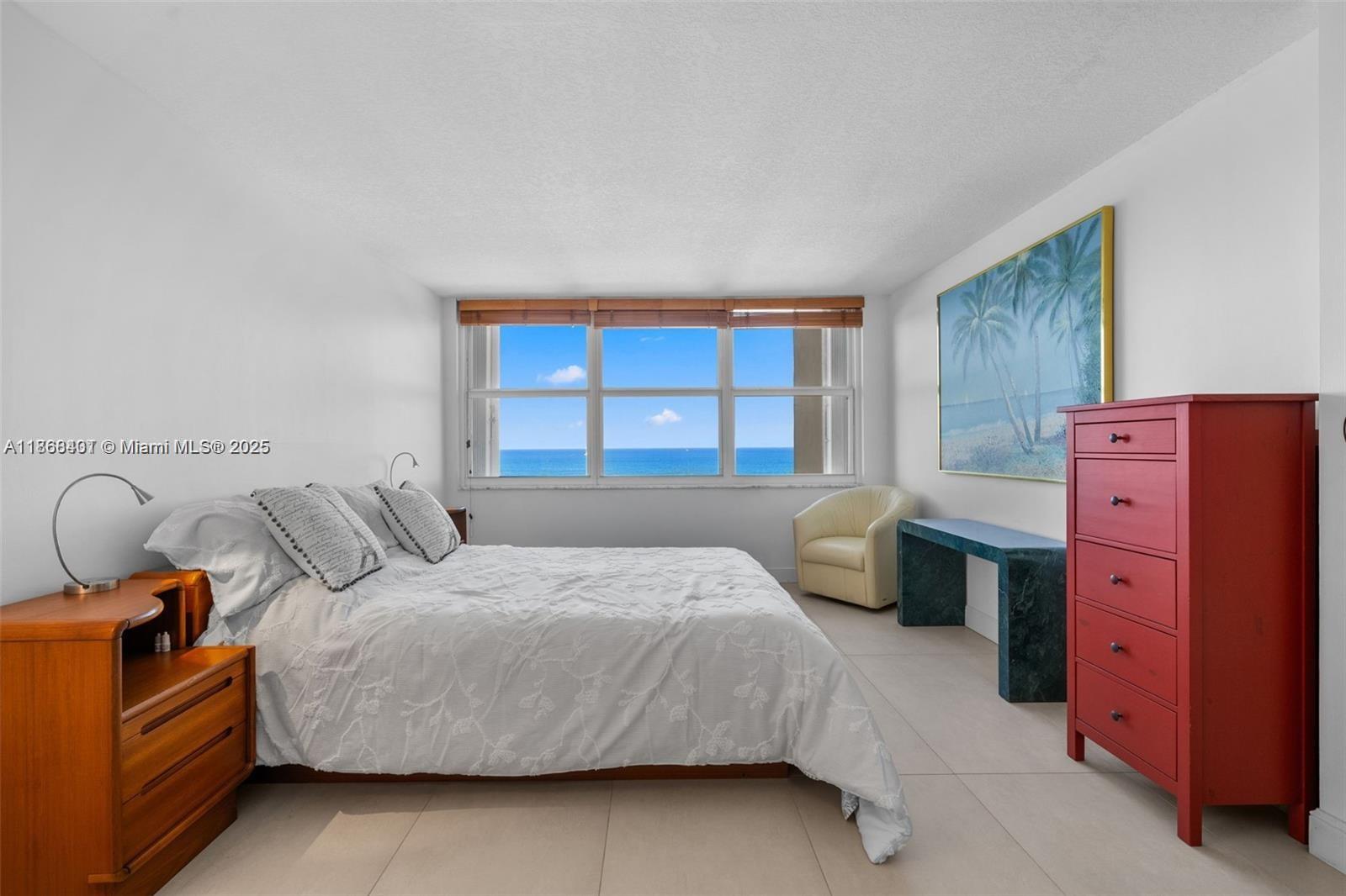 Photo of 2201 Ocean Dr  #1102, Hollywood, Florida, 33019 - 