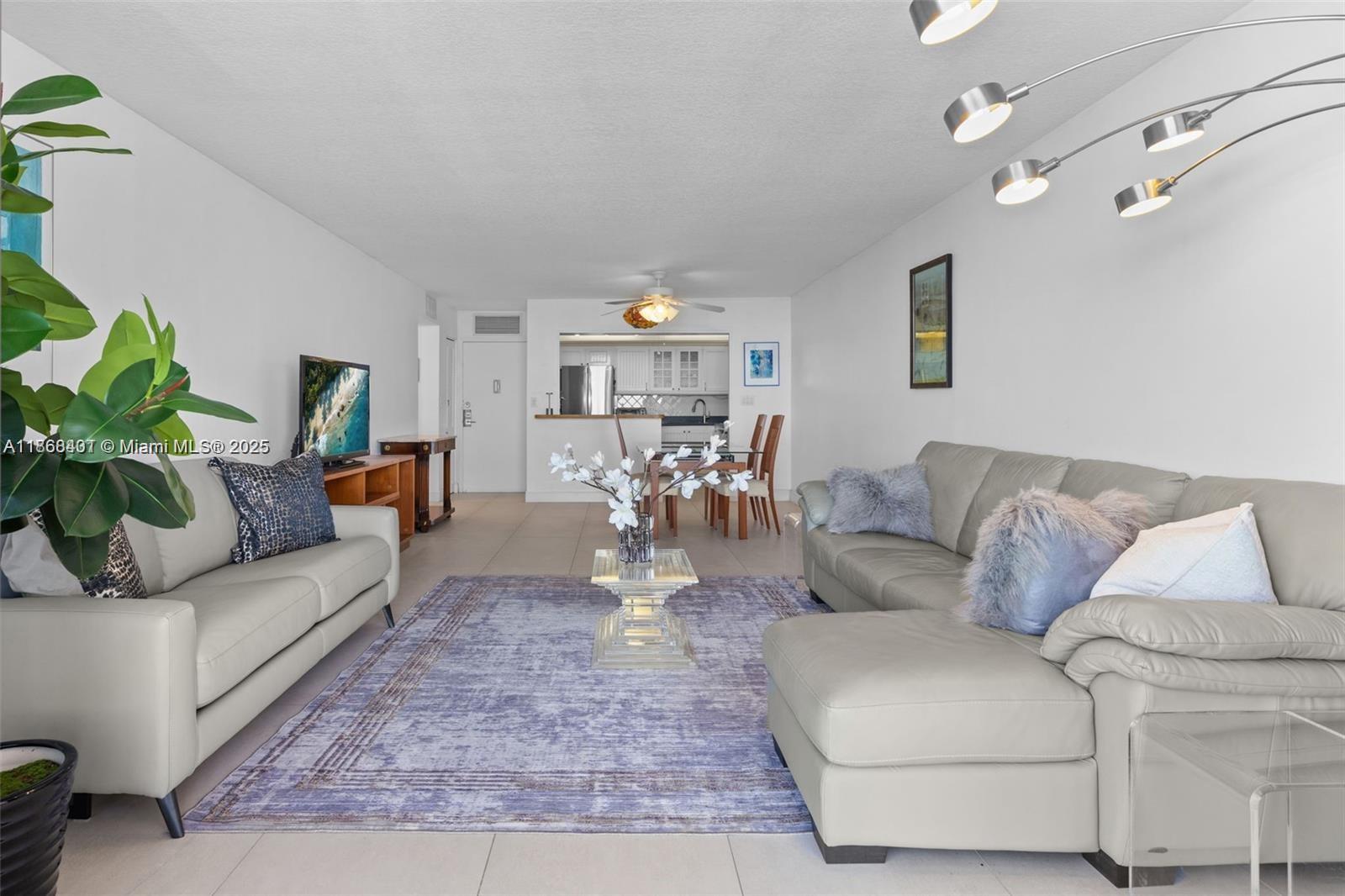 Photo of 2201 Ocean Dr  #1102, Hollywood, Florida, 33019 - 