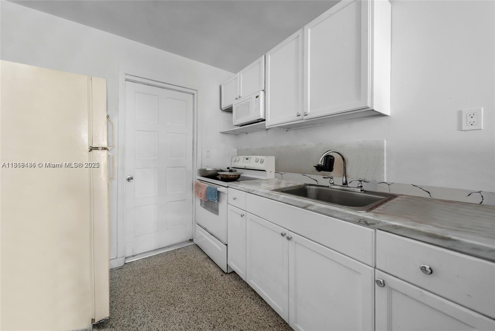   /  2450 sq. ft. $ 2025-08-28 0 Photo