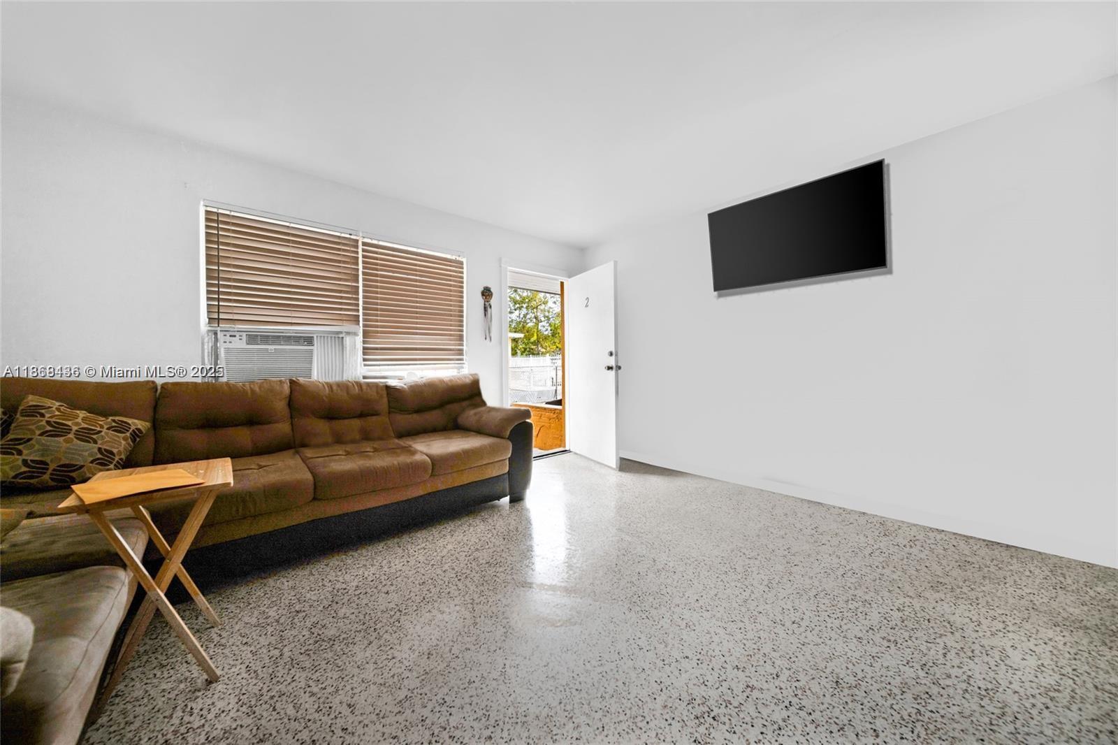   /  2450 sq. ft. $ 2025-08-28 0 Photo