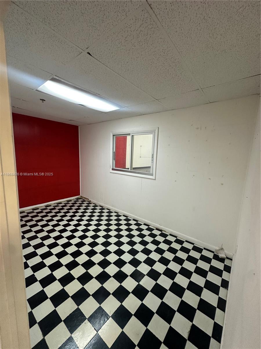 See details E / sq. ft. $ 2025-08-28 0 Photo