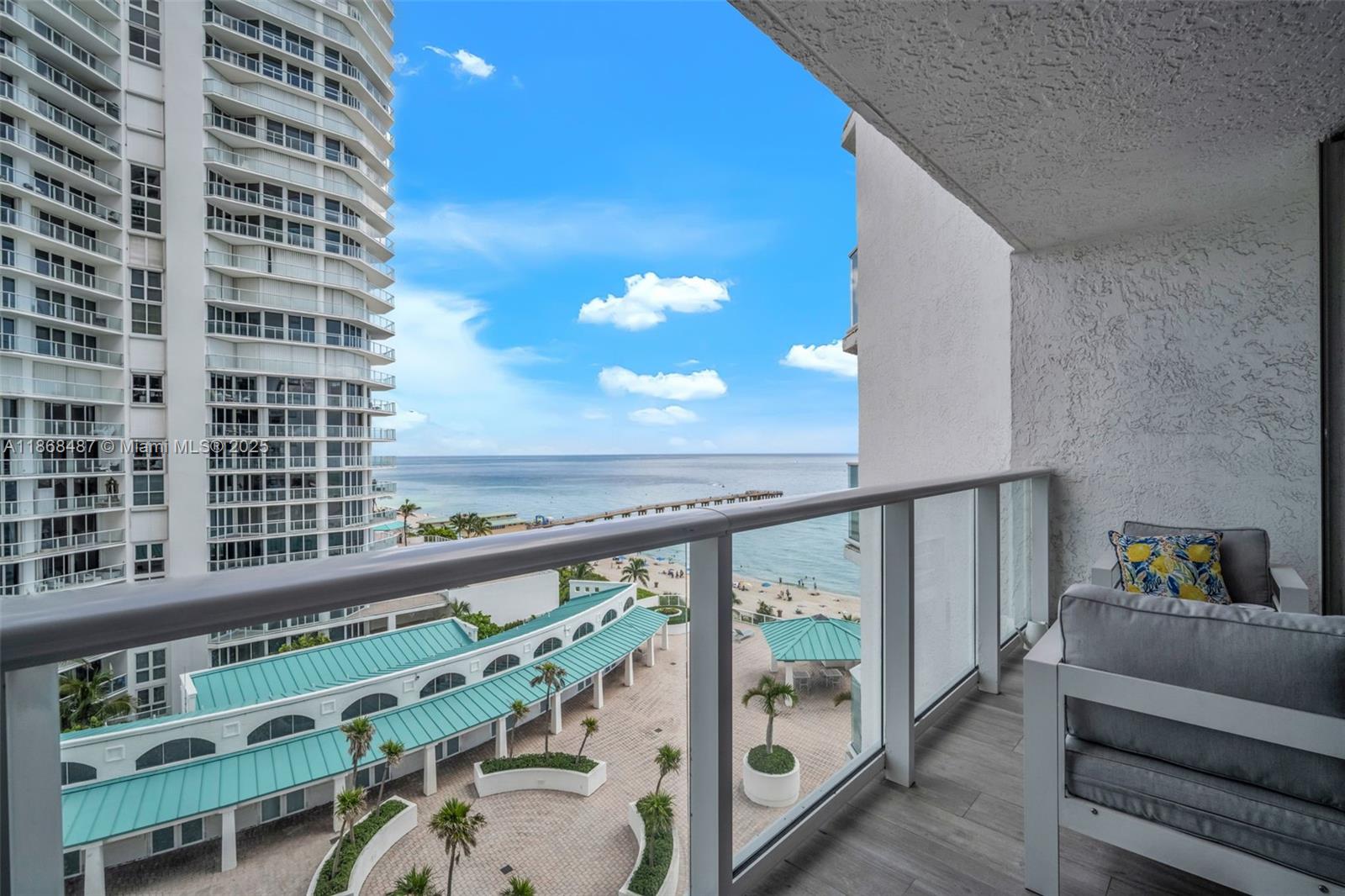 Photo of 16445 Collins Ave  #925, Sunny Isles Beach, Florida, 33160 - 