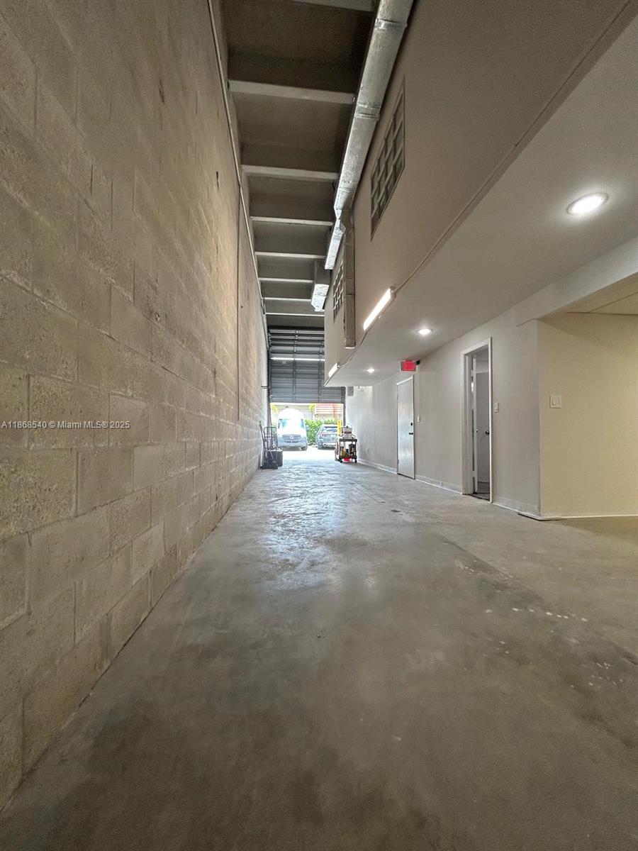 5  /   sq. ft. $ 2025-08-28 0 Photo