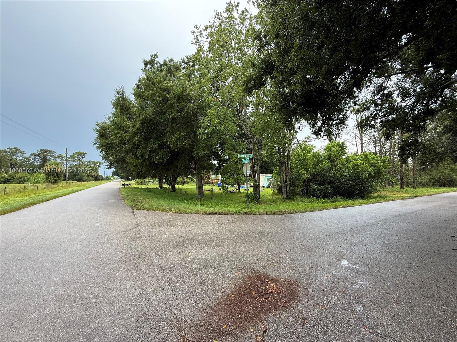 See details / sq. ft. $ 2025-08-28 0 Photo