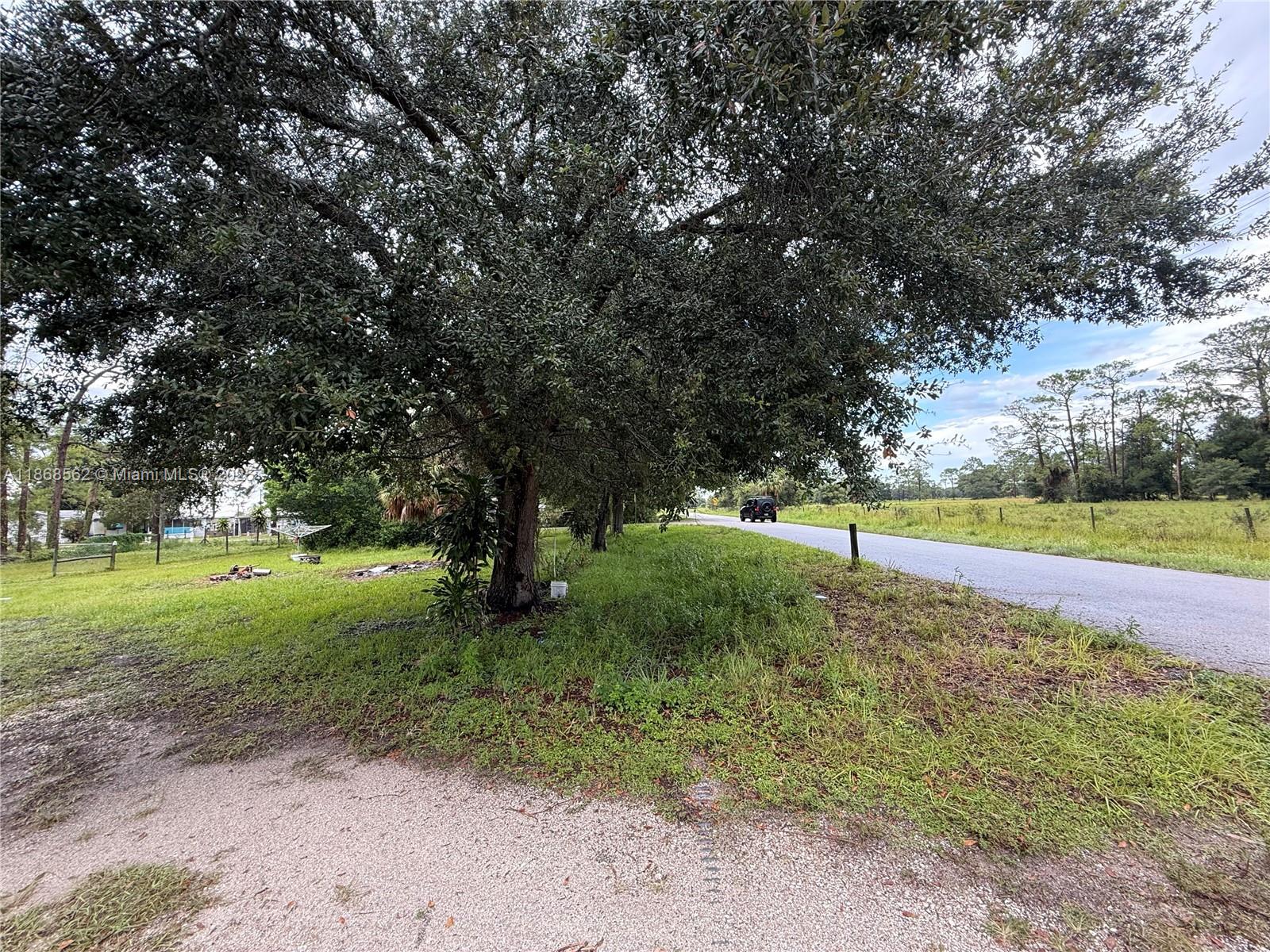 See details / sq. ft. $ 2025-08-28 0 Photo