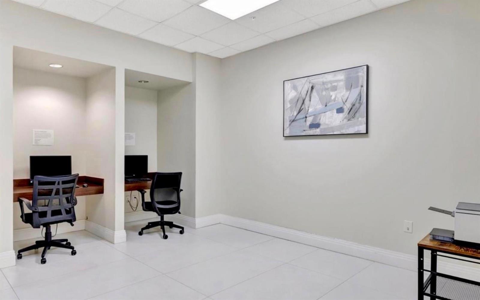 Photo of 3001 Ocean #207, Hollywood, Florida, 33019 - Building Office Area