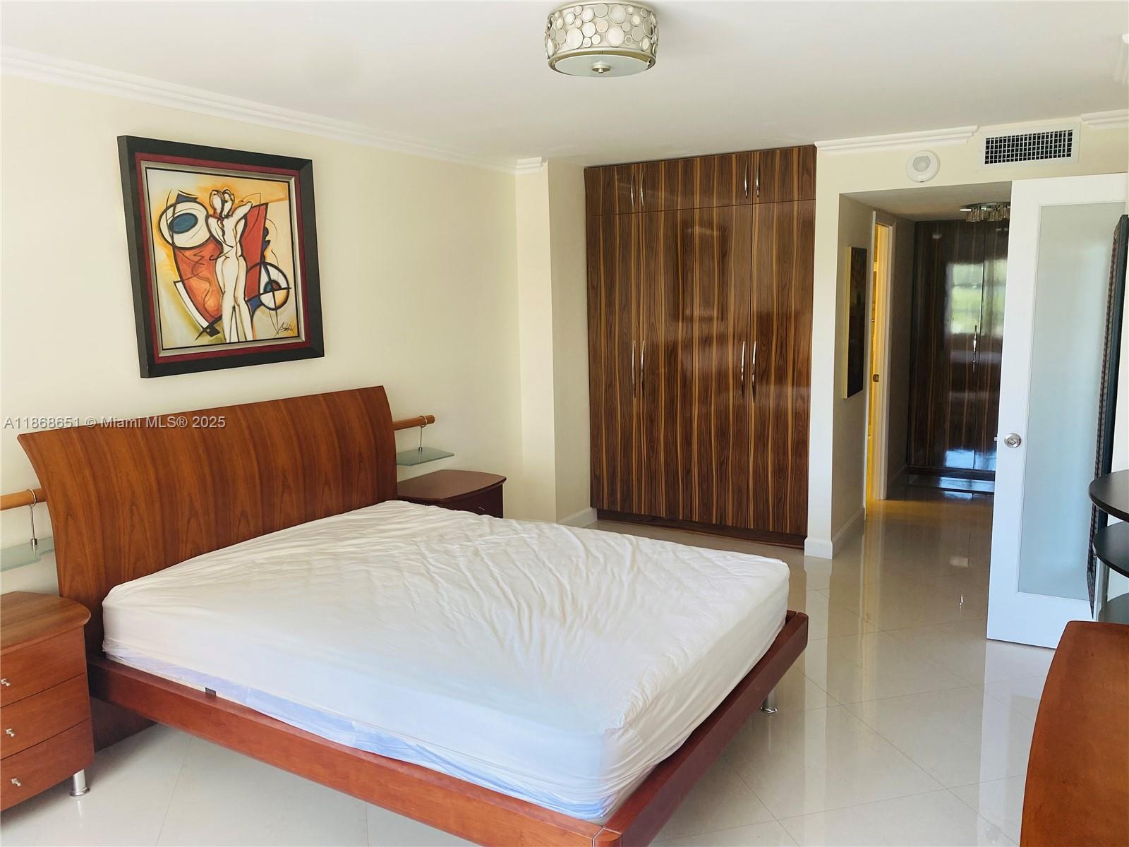 See details 507 2 / 2 1070 sq. ft. $ 2025-08-28 0 Photo