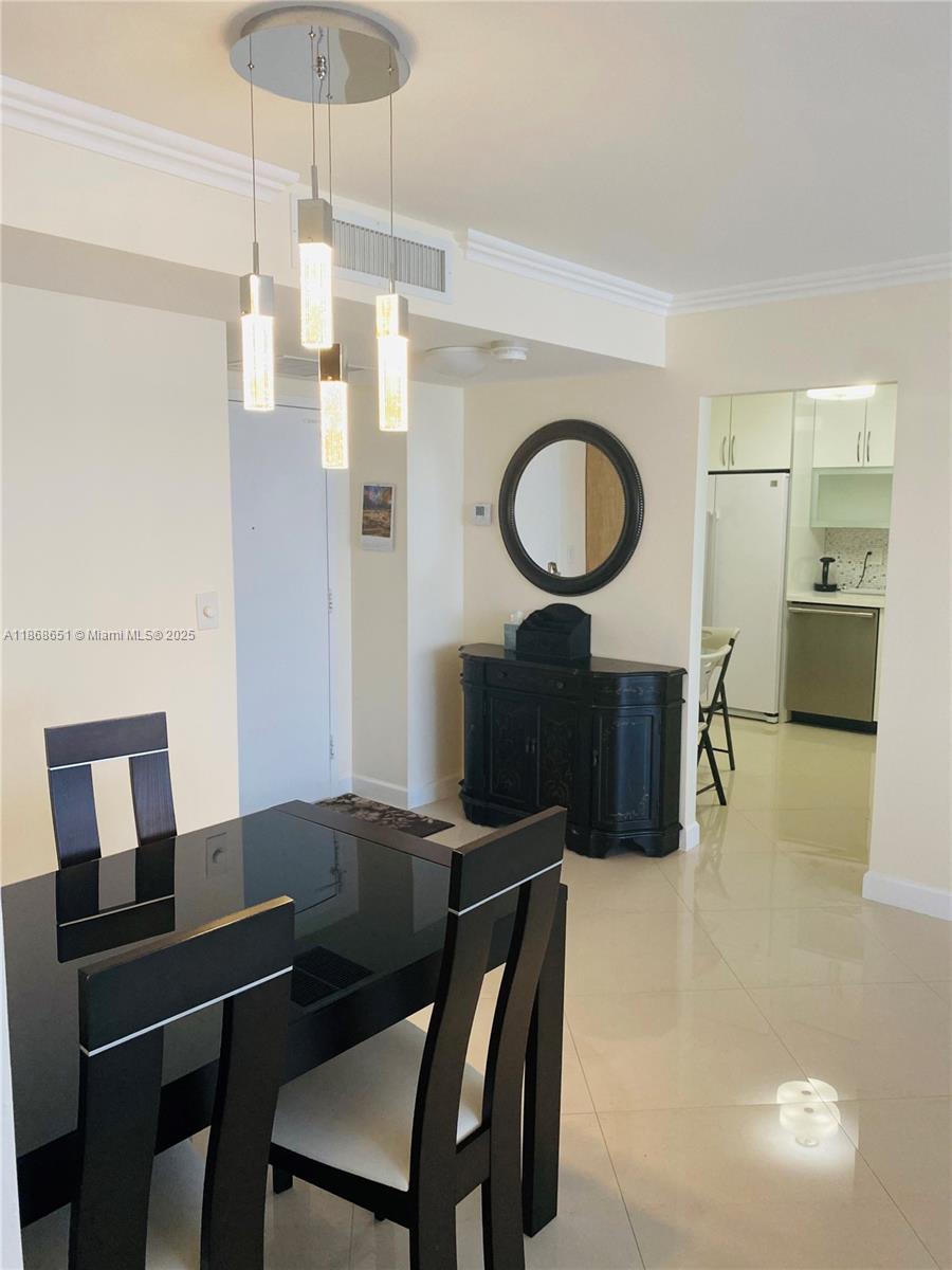 See details 507 2 / 2 1070 sq. ft. $ 2025-08-28 0 Photo