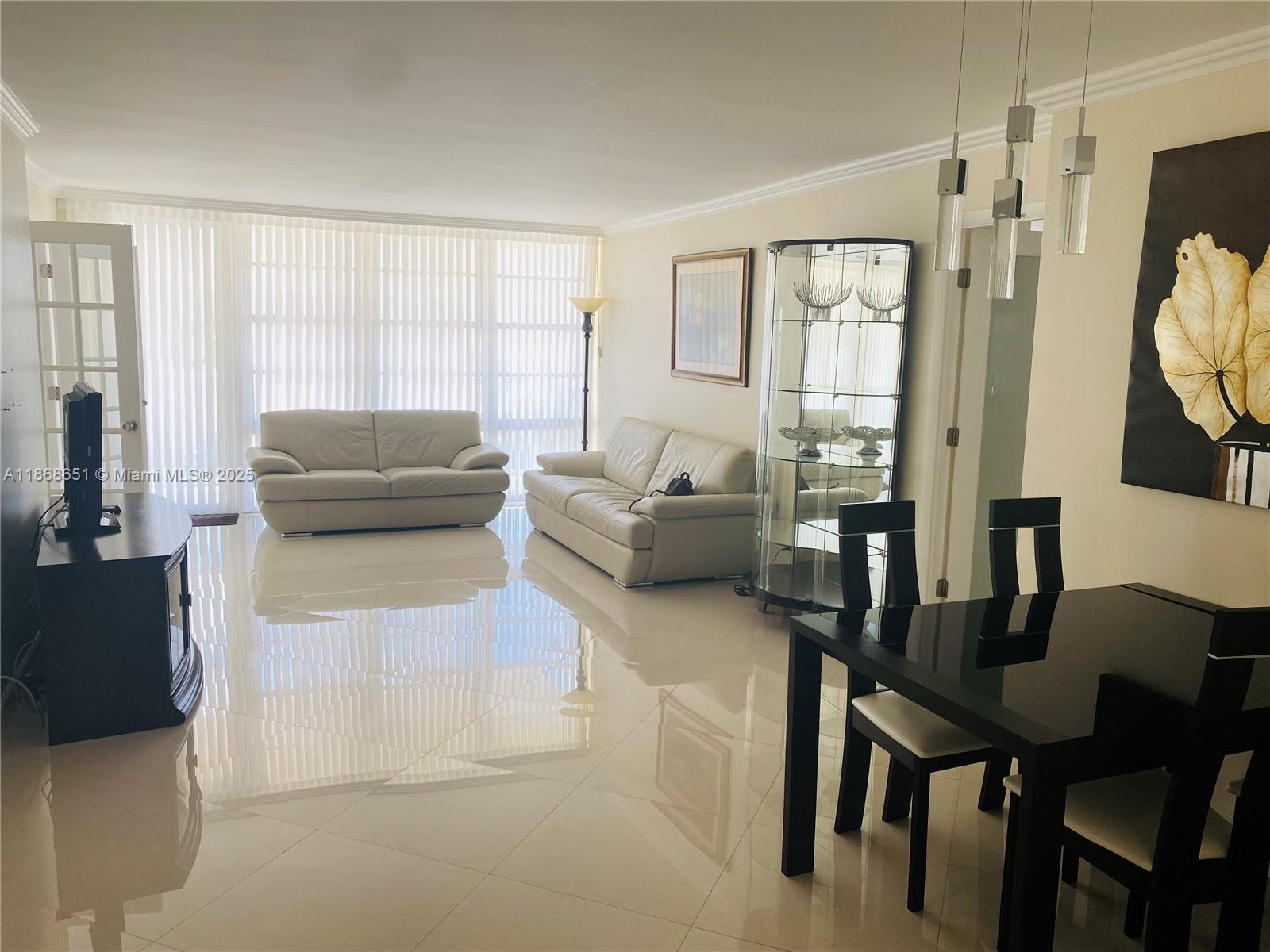 See details 507 2 / 2 1070 sq. ft. $ 2025-08-28 0 Photo