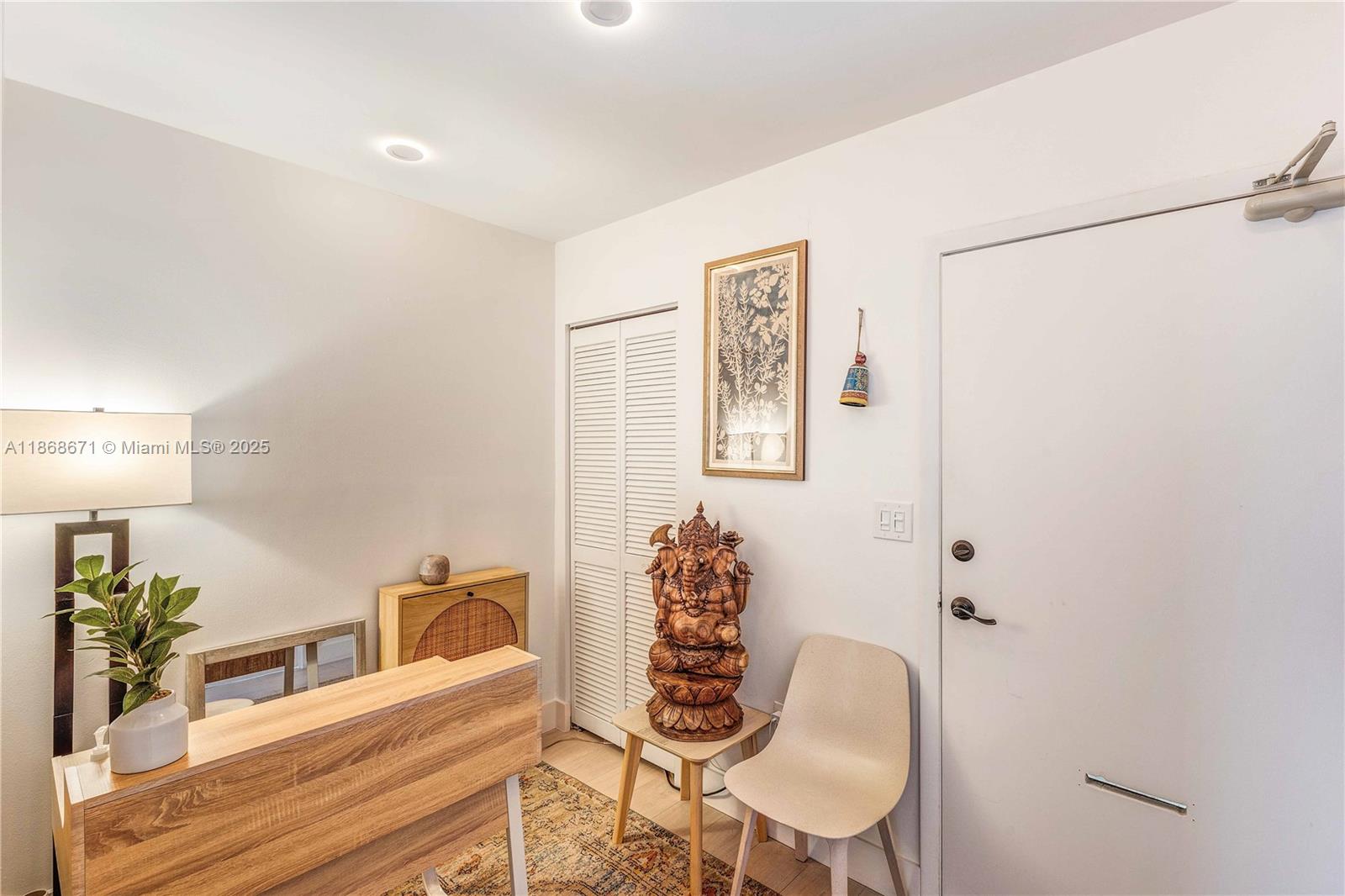 Ver detalles 201 / sq. ft. $ 2025-08-28 0 foto
