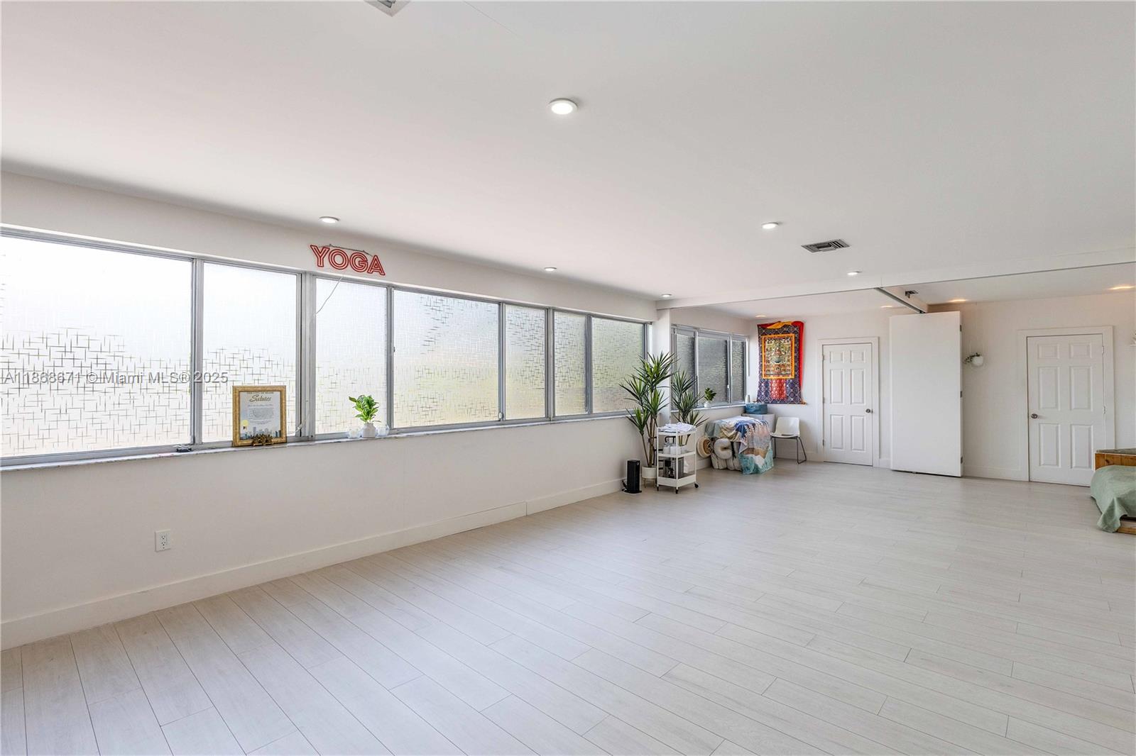 Ver detalles 201 / sq. ft. $ 2025-08-28 0 foto