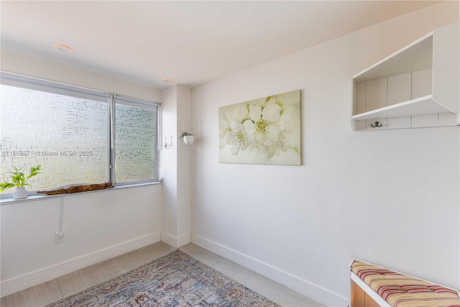 Ver detalles 201 / sq. ft. $ 2025-08-28 0 foto