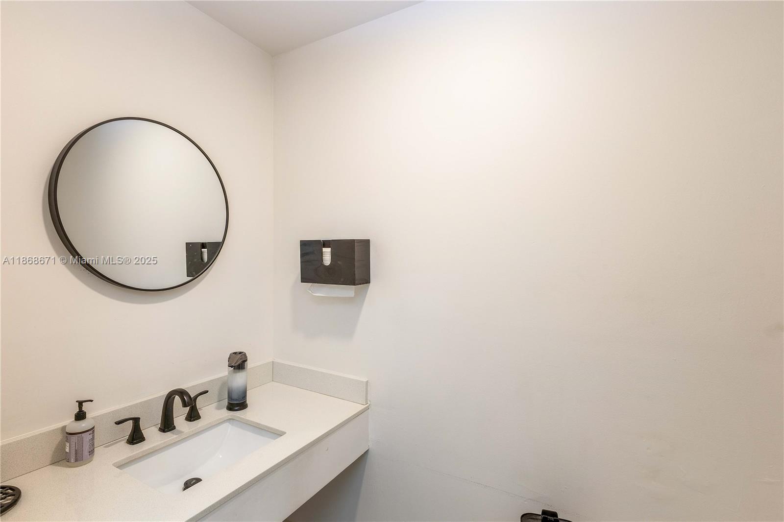 Ver detalles 201 / sq. ft. $ 2025-08-28 0 foto