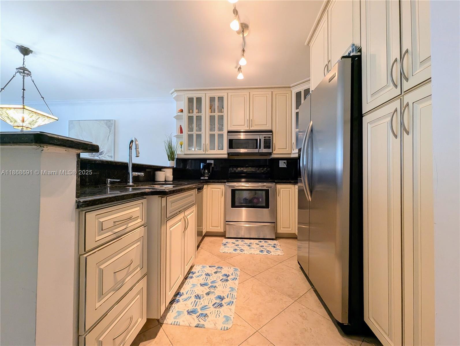 Photo of 3725 Ocean Dr #1022, Hollywood, Florida, 33019 -