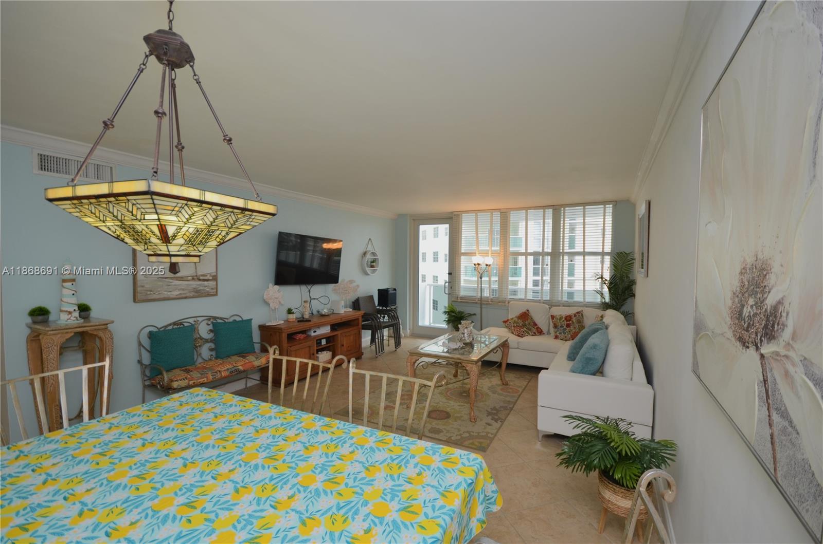 Photo of 3725 Ocean Dr  #1022, Hollywood, Florida, 33019 - 