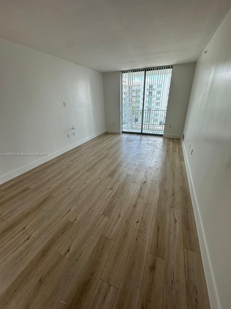 Photo of    #802, Hollywood, Florida, 33020 - 