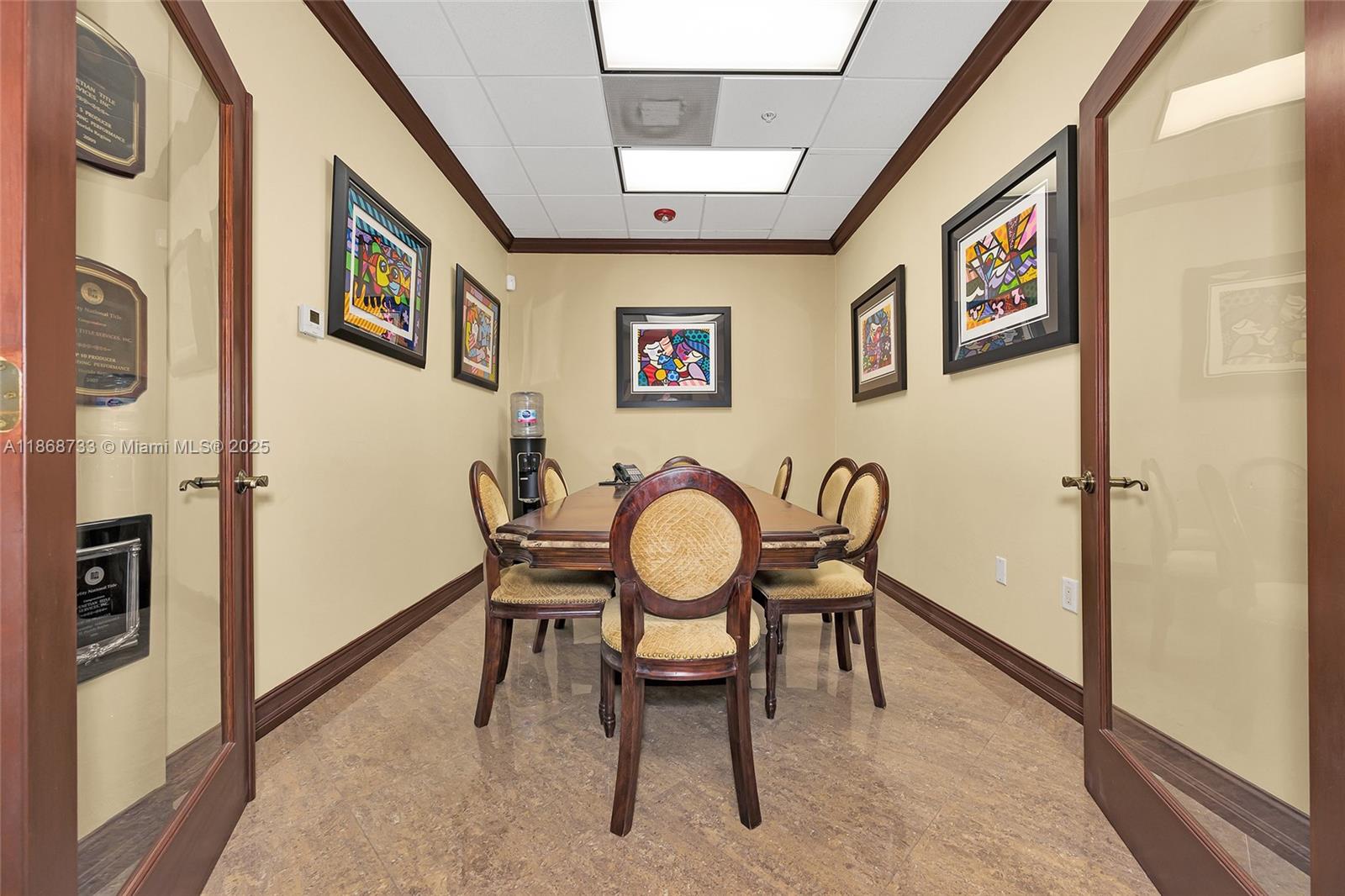 427 & 428  /   sq. ft. $ 2025-08-29 0 Photo