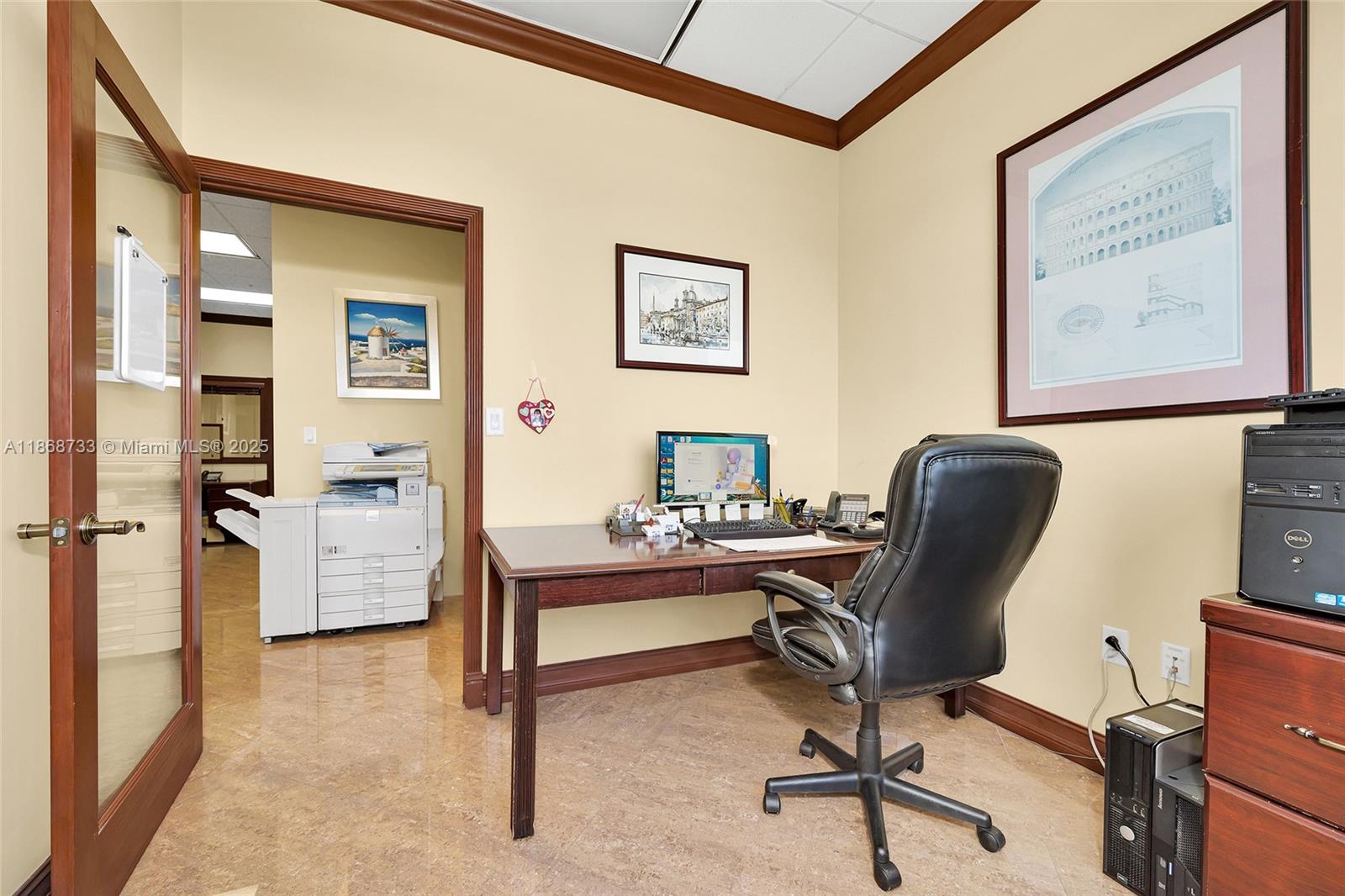 427 & 428  /   sq. ft. $ 2025-08-29 0 Photo