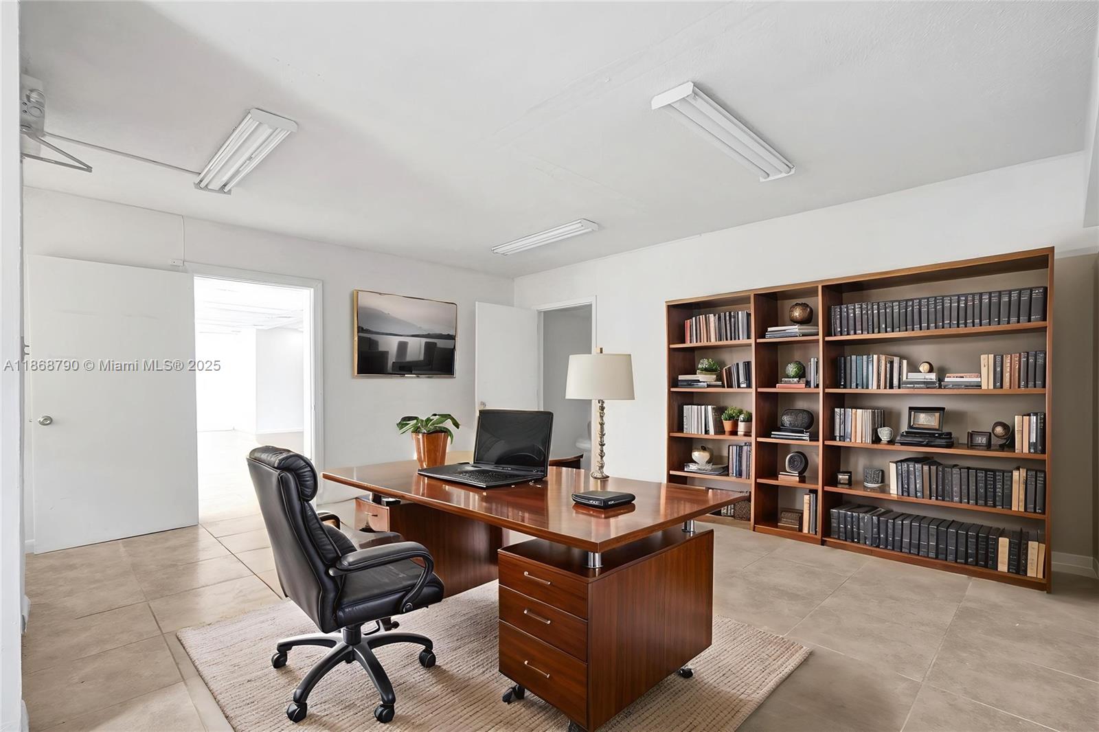 See details / sq. ft. $ 2025-08-29 0 Photo