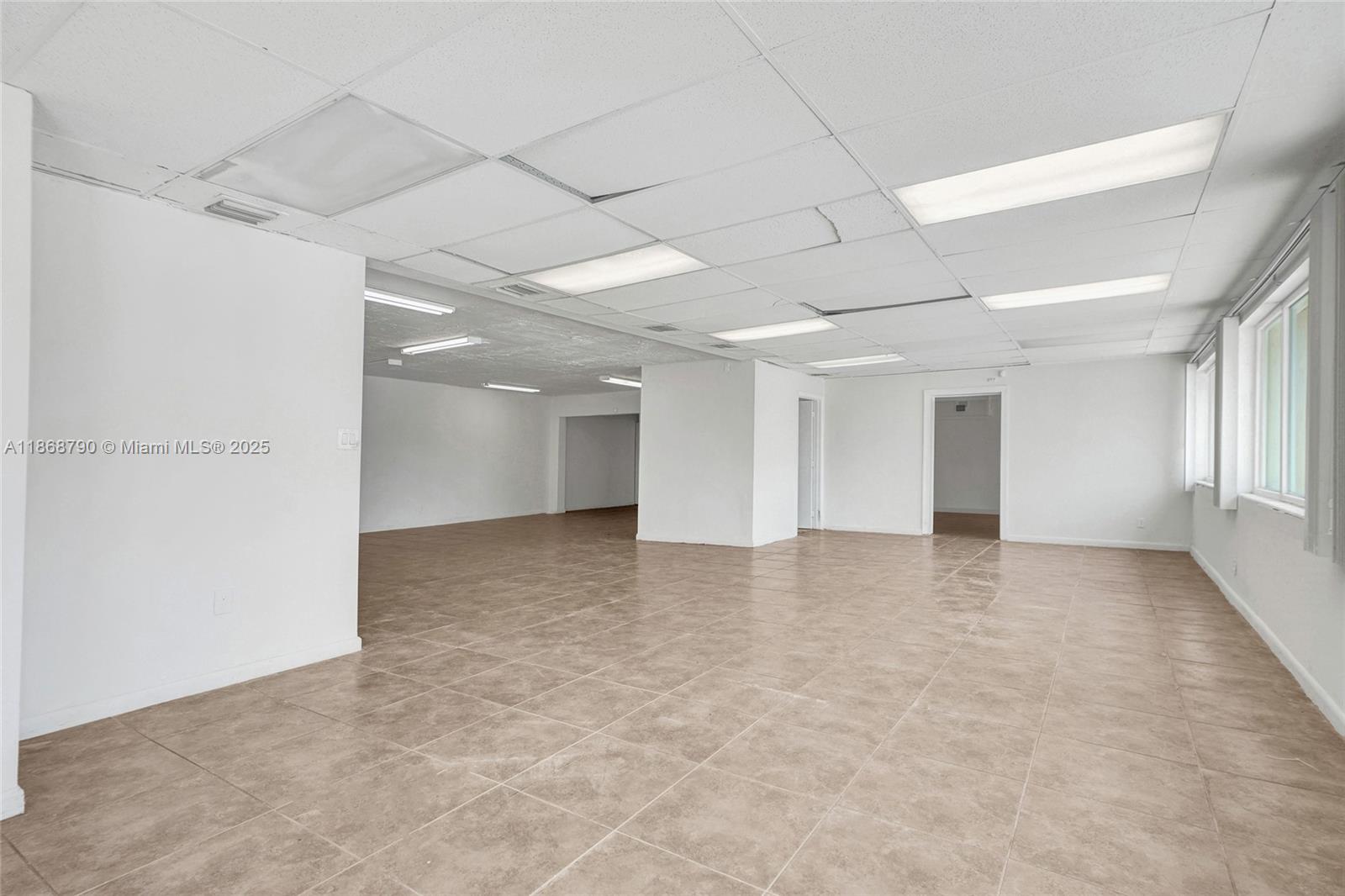 See details / sq. ft. $ 2025-08-29 0 Photo