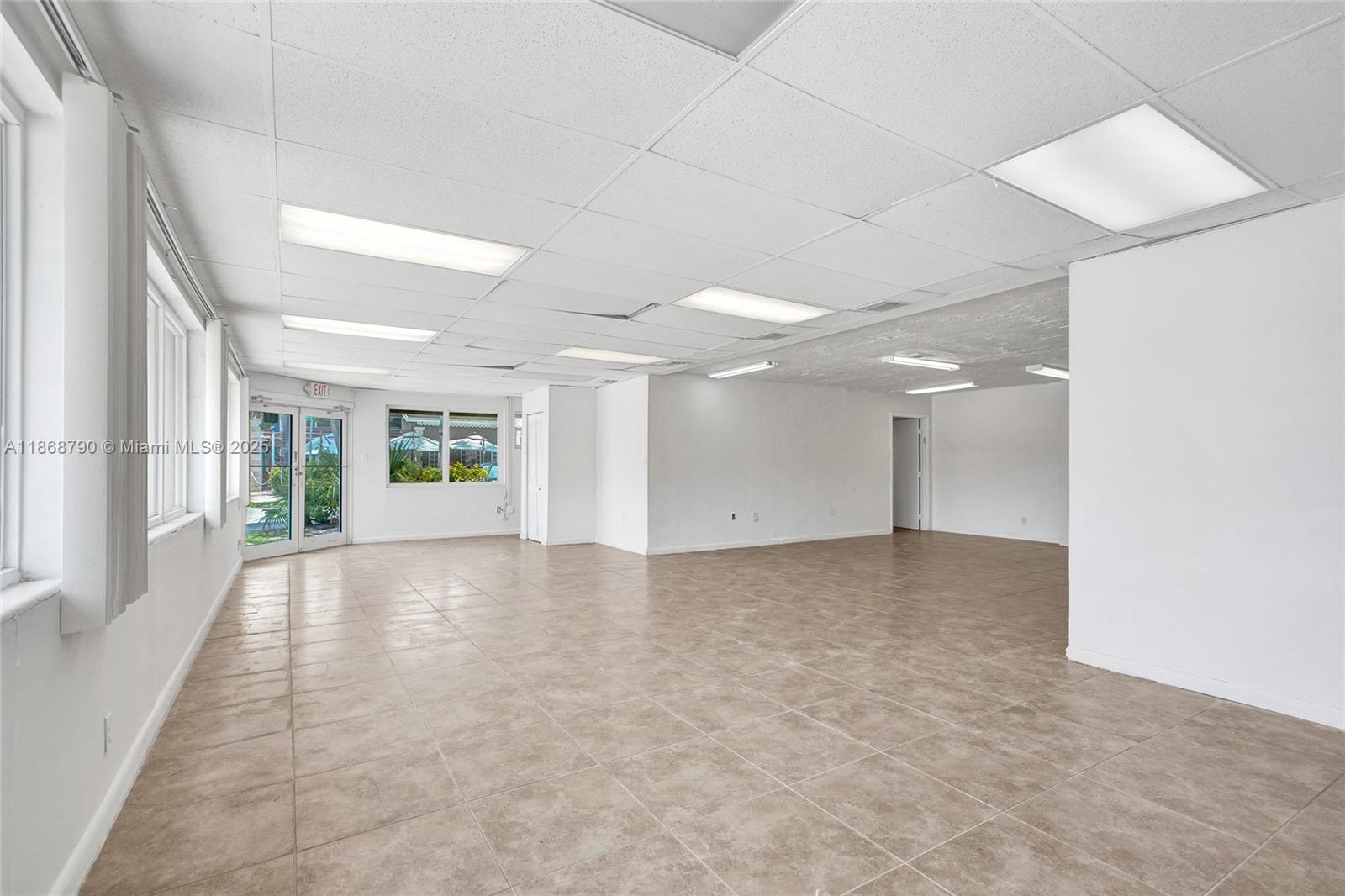 See details / sq. ft. $ 2025-08-29 0 Photo
