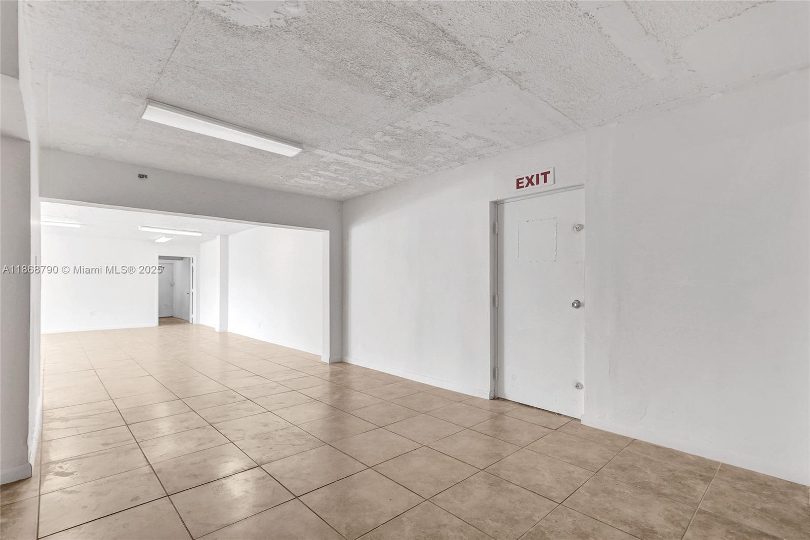 See details / sq. ft. $ 2025-08-29 0 Photo