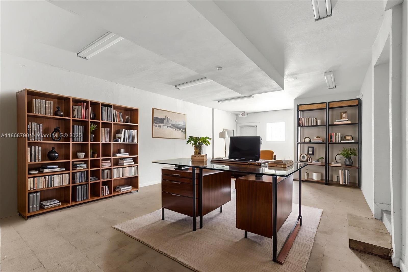 See details / sq. ft. $ 2025-08-29 0 Photo