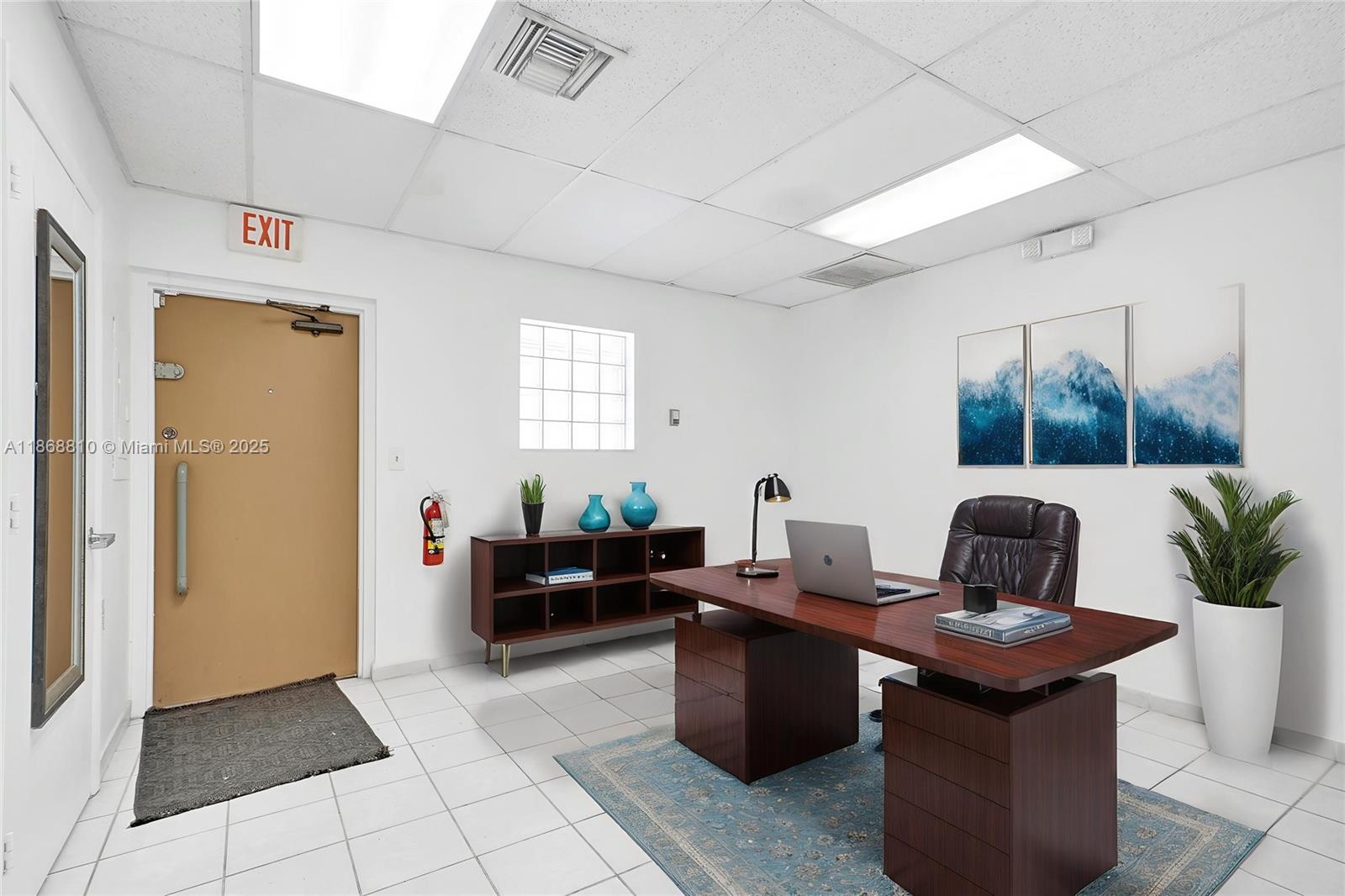 See details / sq. ft. $ 2025-08-29 0 Photo