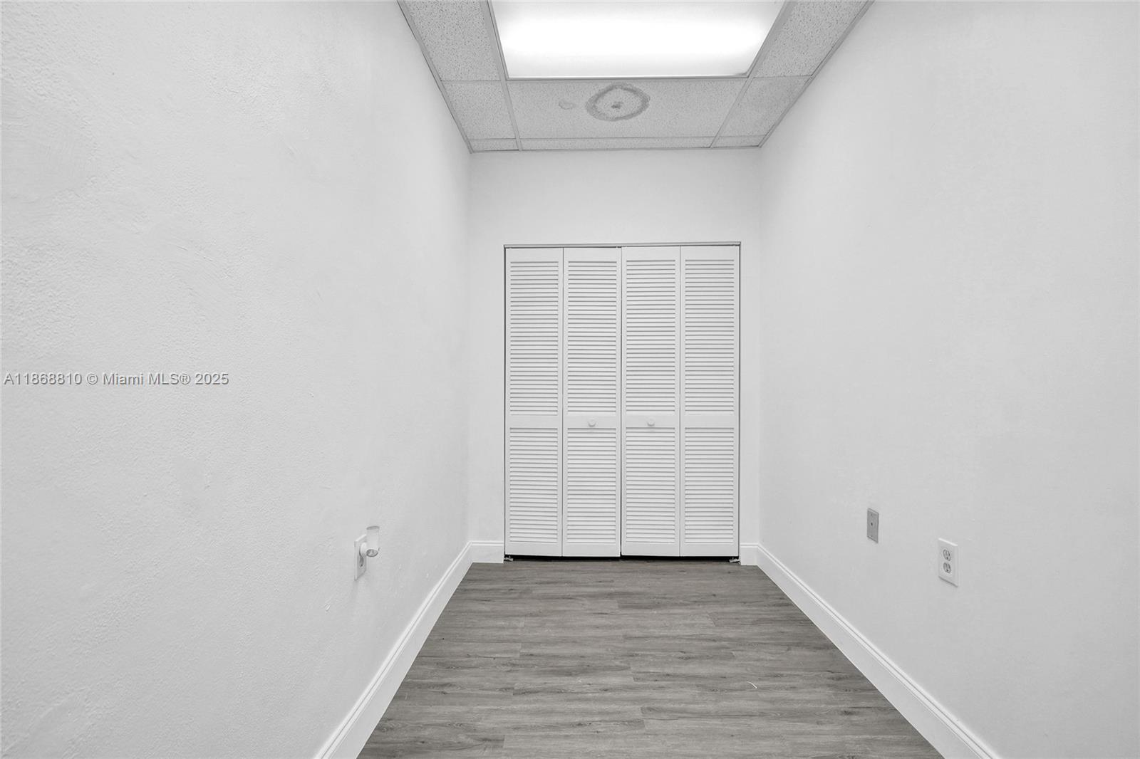 See details / sq. ft. $ 2025-08-29 0 Photo