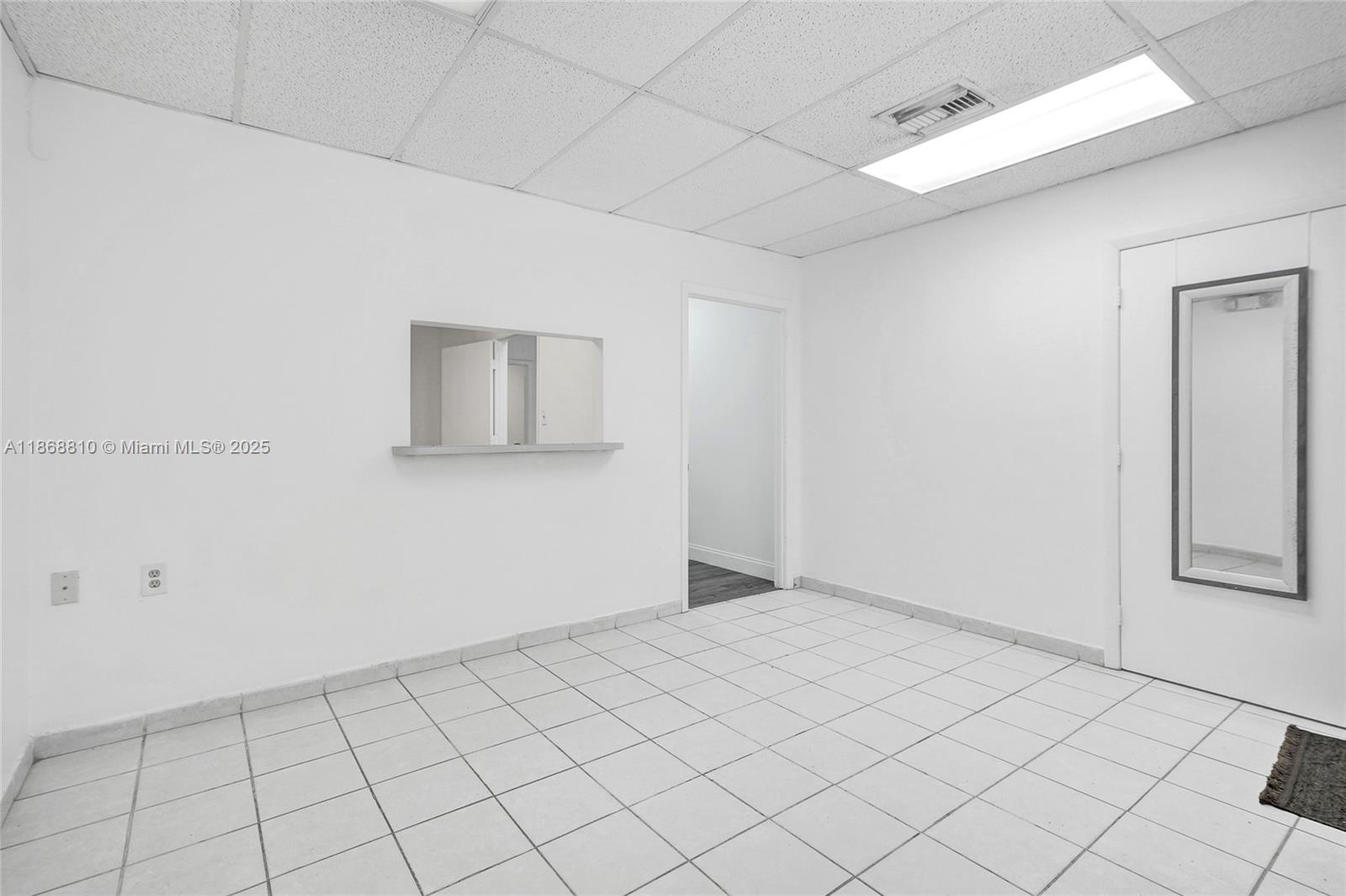 See details / sq. ft. $ 2025-08-29 0 Photo