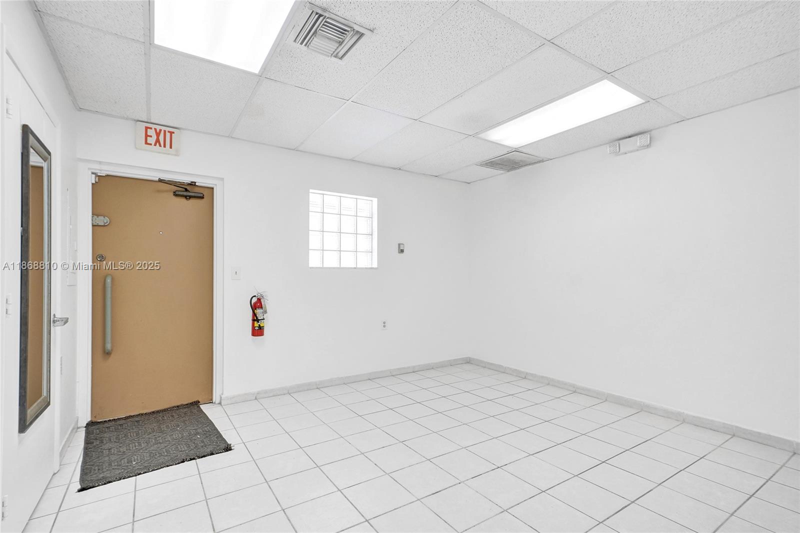 See details / sq. ft. $ 2025-08-29 0 Photo