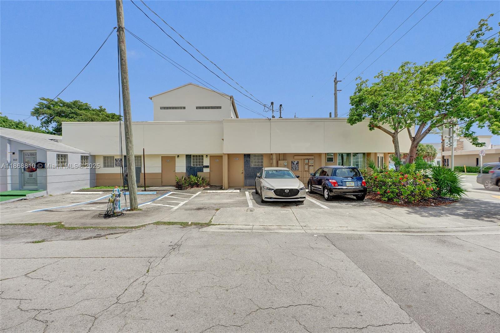 See details / sq. ft. $ 2025-08-29 0 Photo