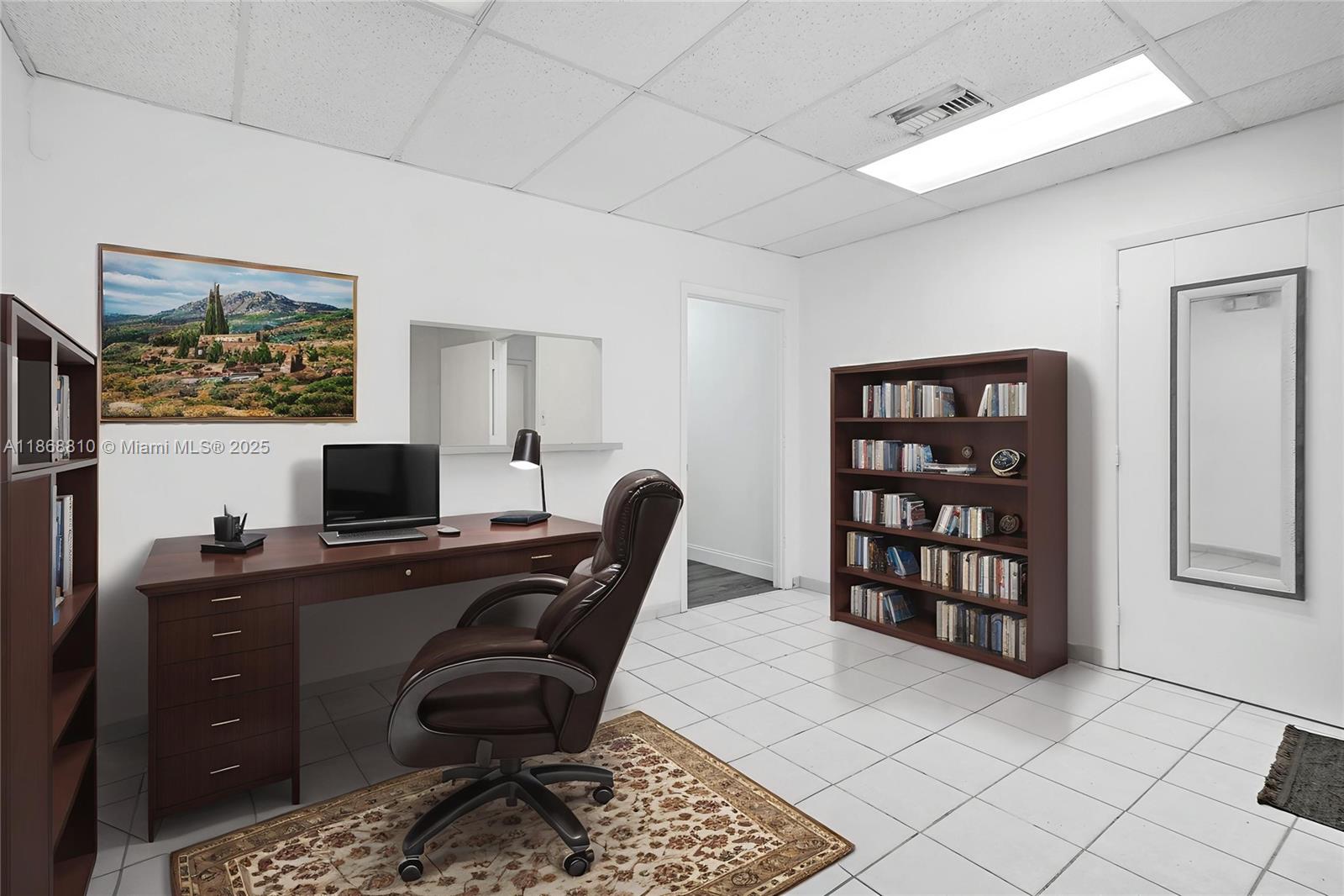 See details / sq. ft. $ 2025-08-29 0 Photo