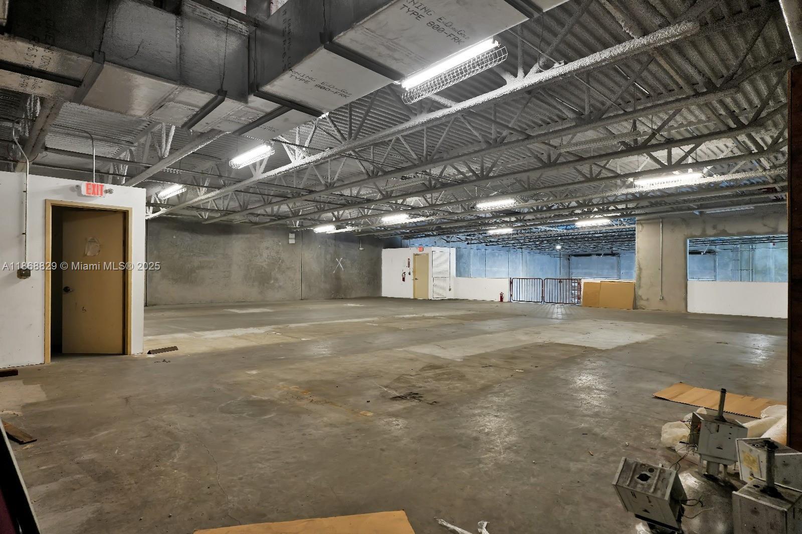 See details / sq. ft. $ 2025-08-29 0 Photo