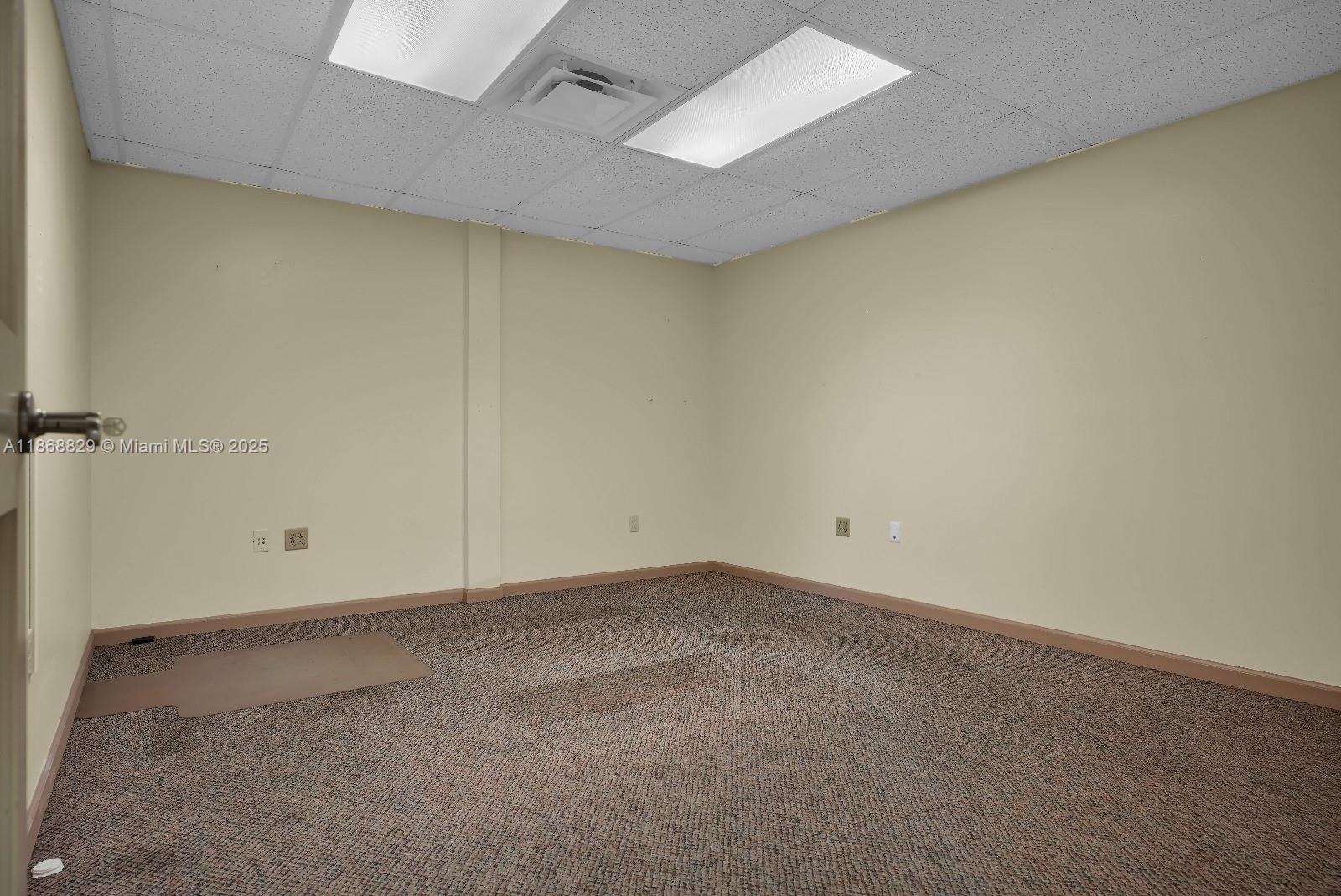 See details / sq. ft. $ 2025-08-29 0 Photo