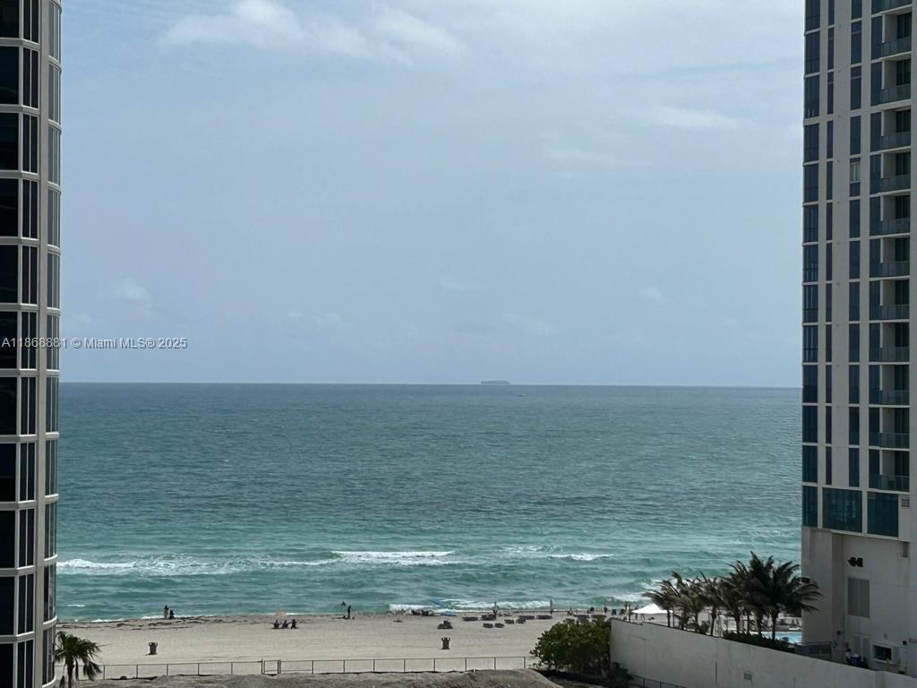 804 2 / 3 1382 sq. ft. $ 2025-08-29 0 Photo