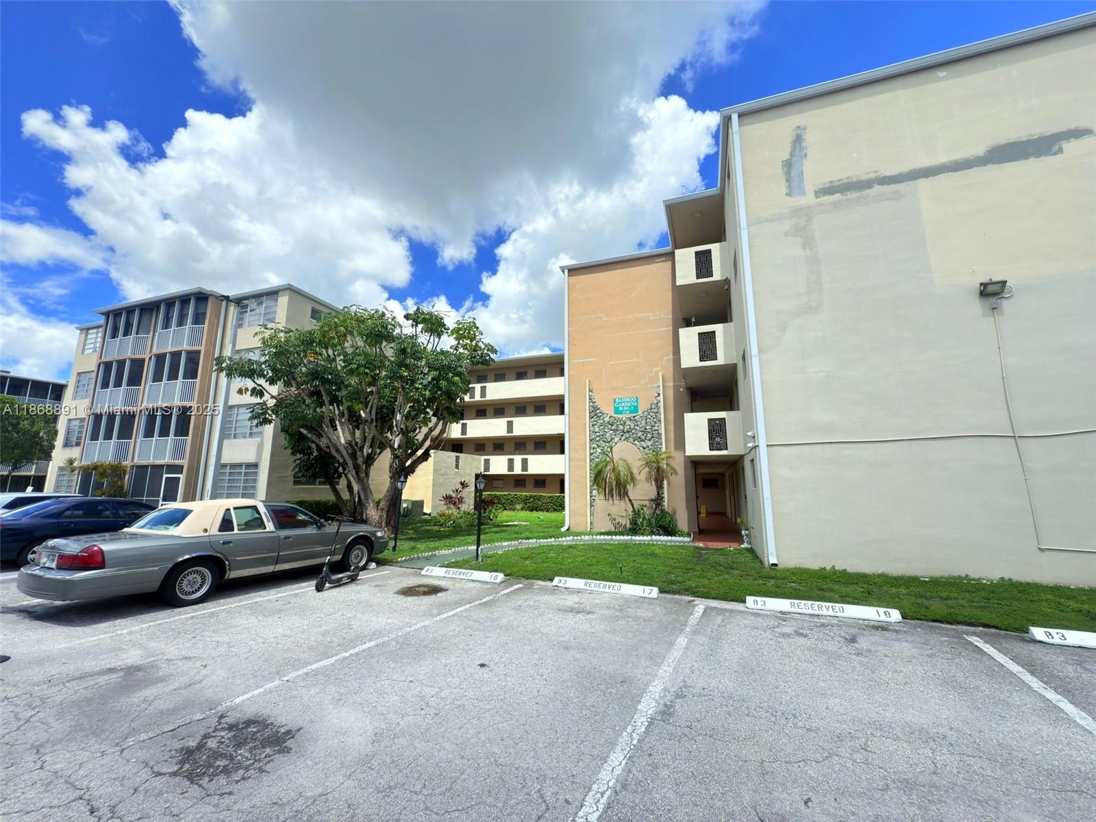 301-3 1 / 1 909 sq. ft. $ 2025-08-29 0 Photo