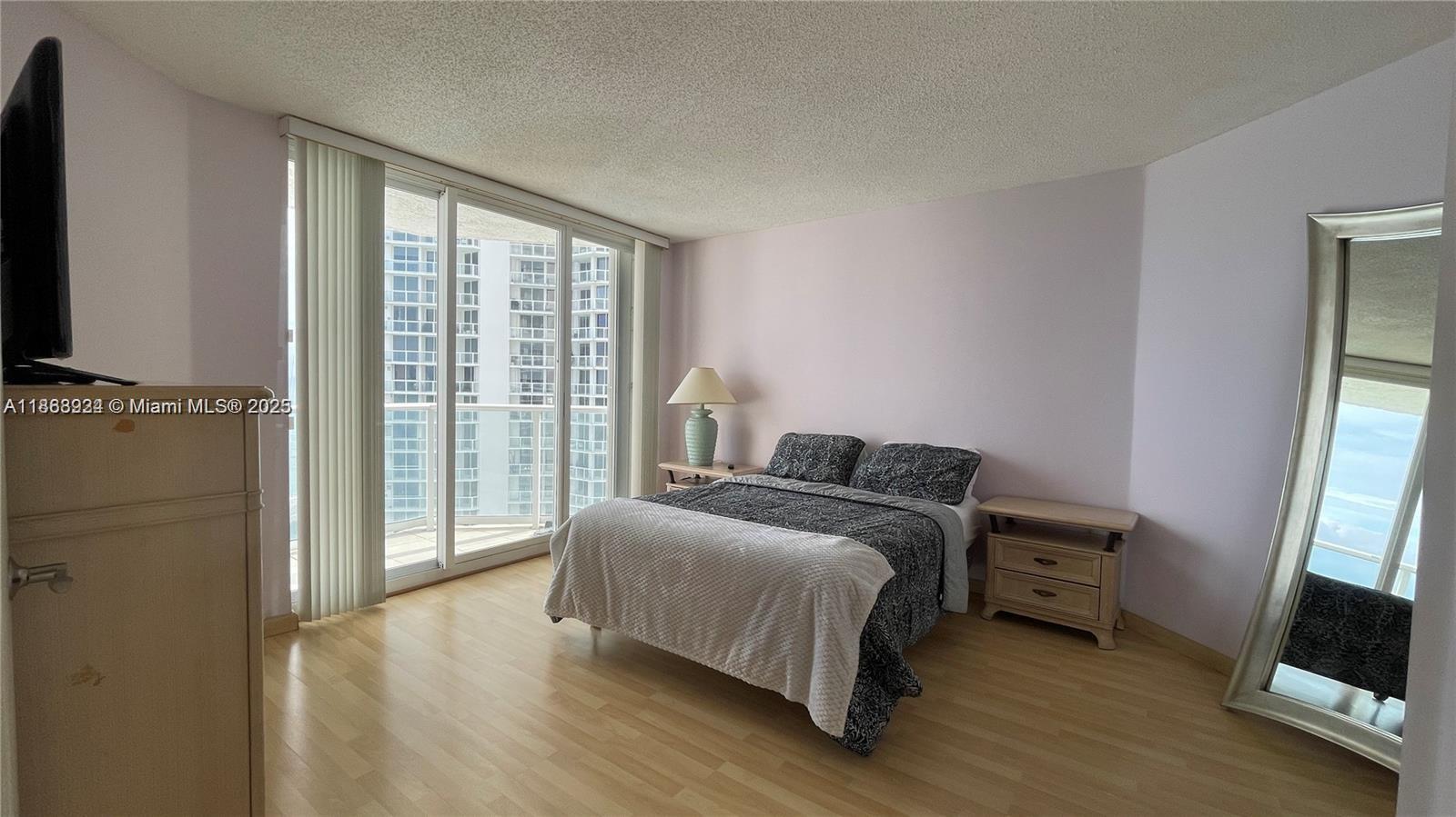 Photo of 16445 Collins Ave  #1422, Sunny Isles Beach, Florida, 33160 - 