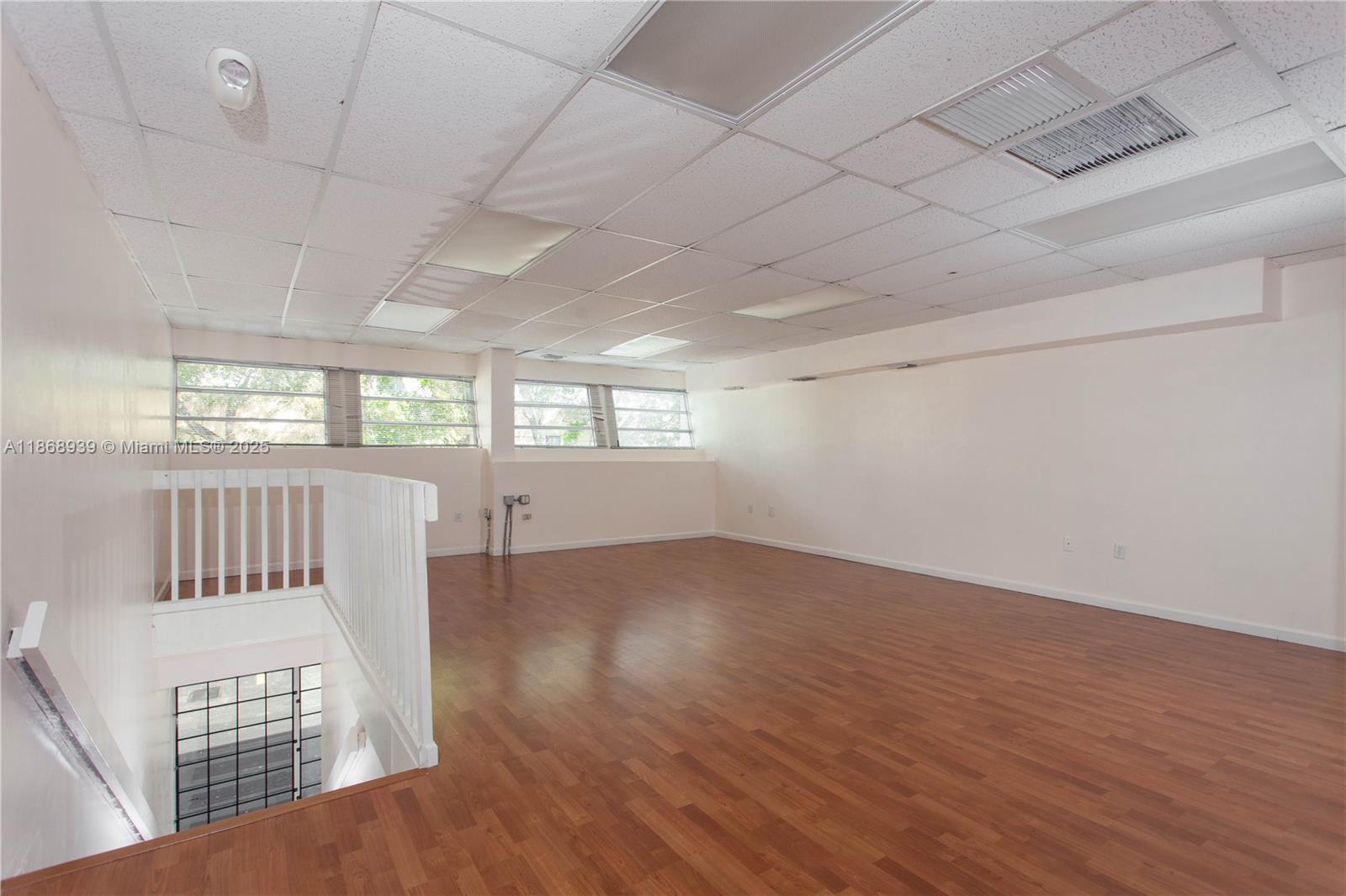 See details 12051 / sq. ft. $ 2025-08-29 0 Photo