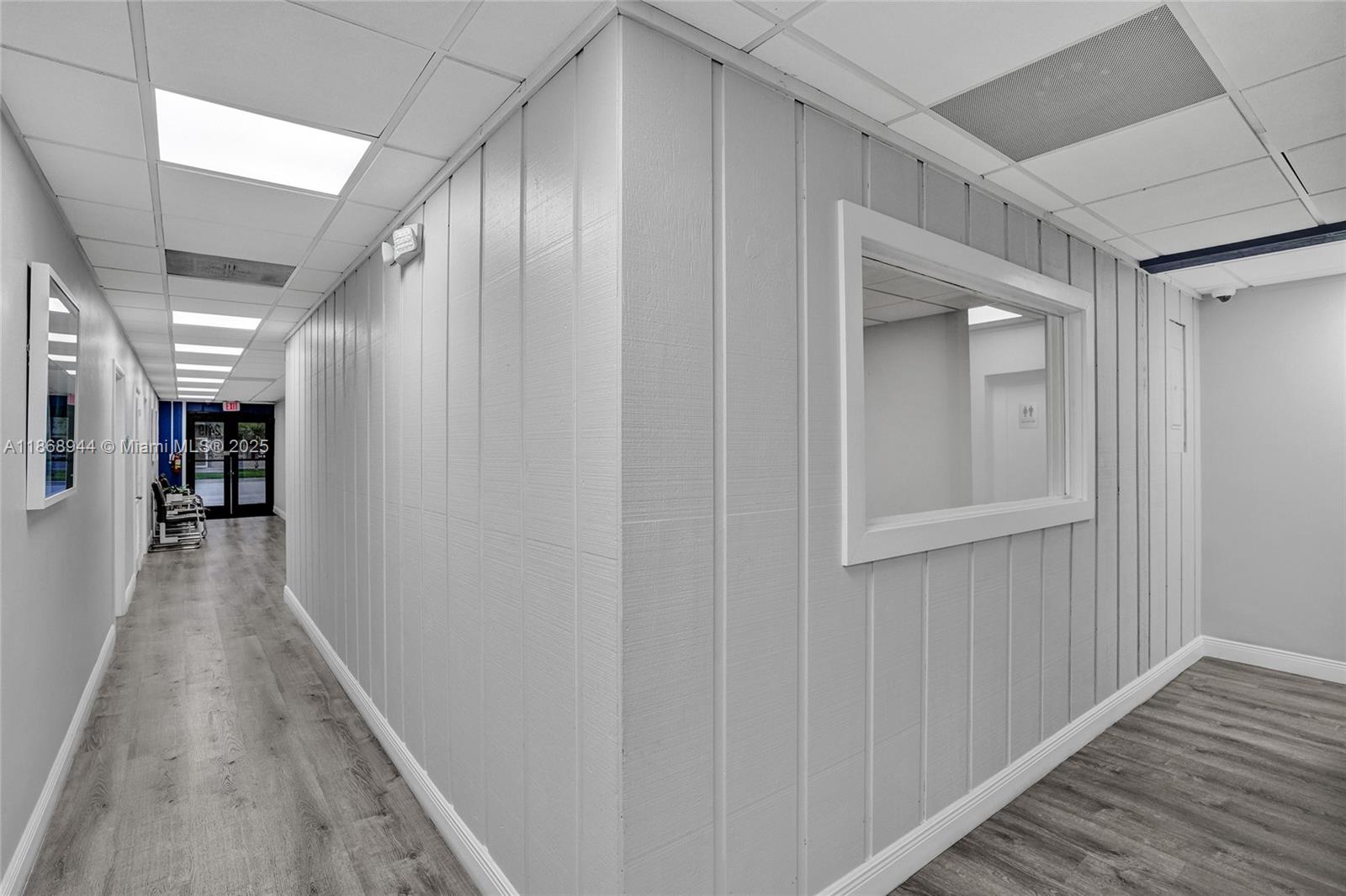   /   sq. ft. $ 2025-08-29 0 foto