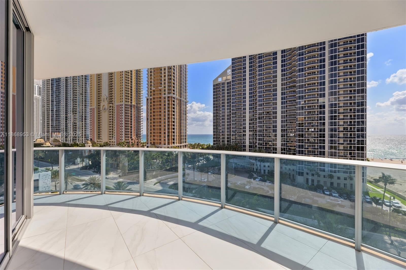 805 2 / 3 1675 sq. ft. $ 2025-08-29 0 foto