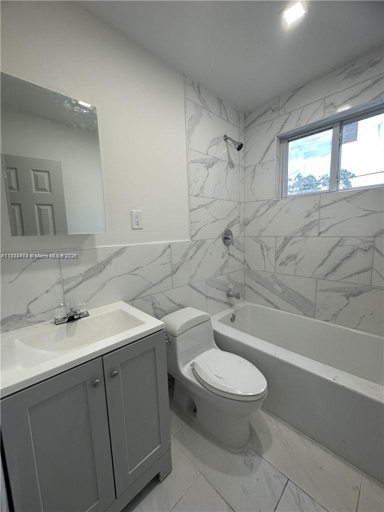   /   sq. ft. $ 2025-08-29 0 Photo